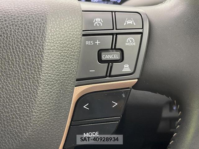 Toyota CROWN 2024-01 8730882-6