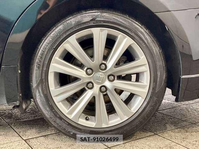 Toyota CROWN 2017-06 8725891-2