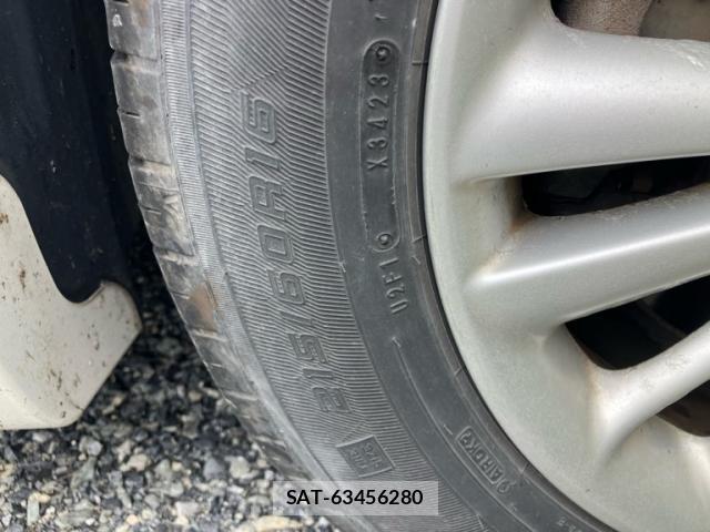 Toyota CROWN 2004-07 8726138-5
