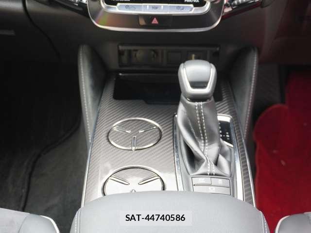 Toyota CROWN 2019-07 8726203-17
