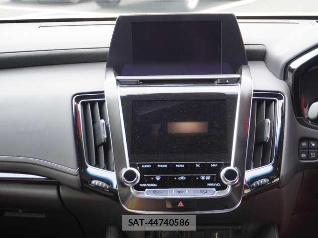 Toyota CROWN 2019-07 8726203-18