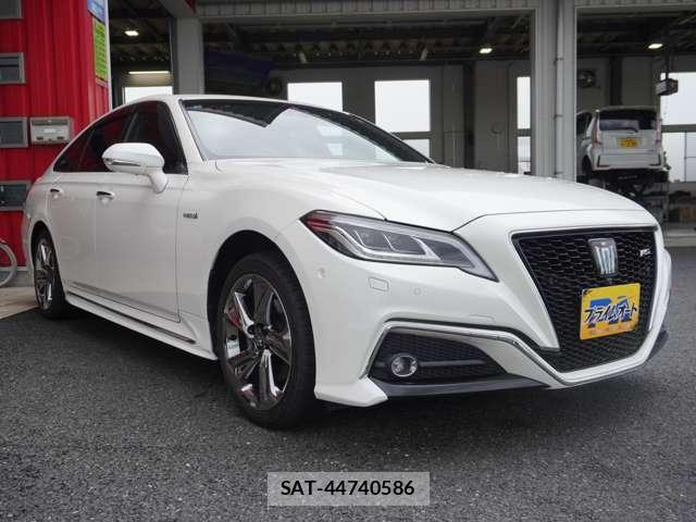 Toyota CROWN 2019-07 8726203-3