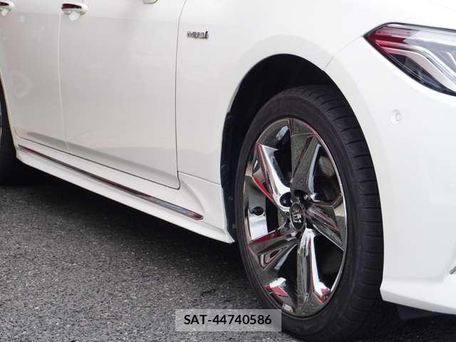 Toyota CROWN 2019-07 8726203-6