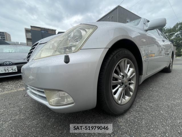 Toyota CROWN 2005-06 8726419-6