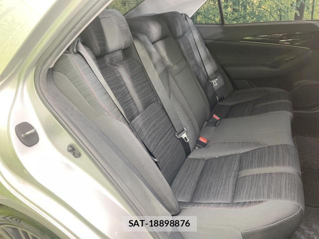 Toyota CROWN 2015-10 8727600-8