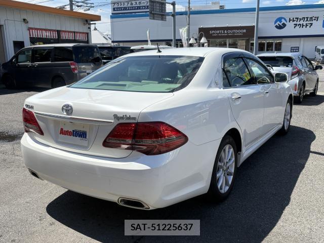 Toyota CROWN 2009-01 8727960-18
