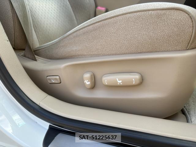Toyota CROWN 2009-01 8727960-8