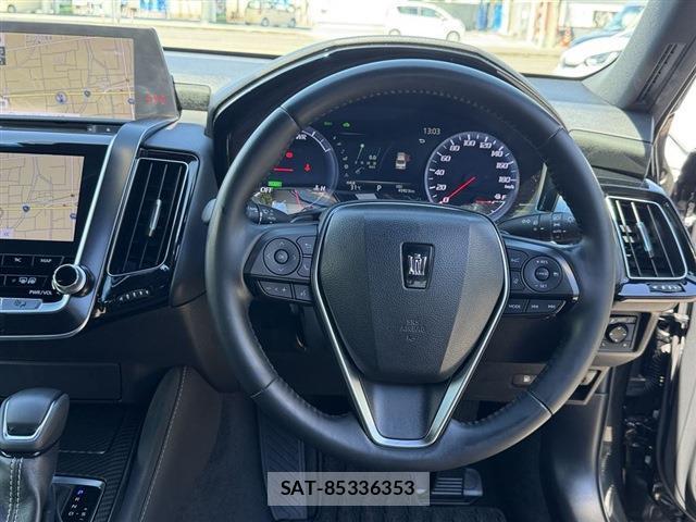 Toyota CROWN 2021-08 8728975-14