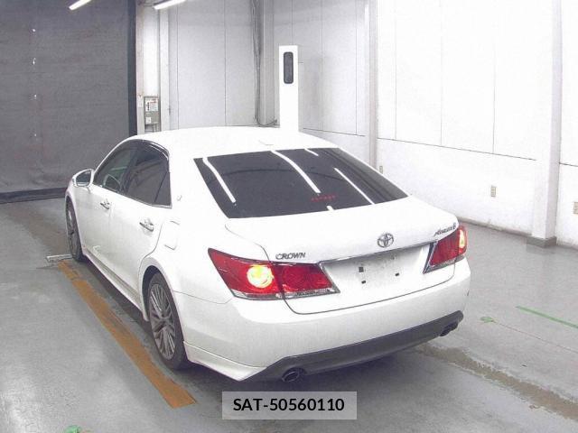 Toyota CROWN 2014-02 8729428-1