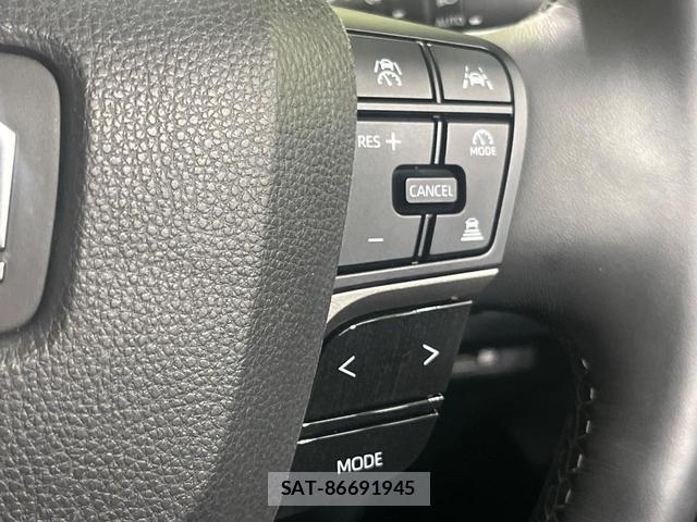 Toyota CROWN 2023-12 8730184-4