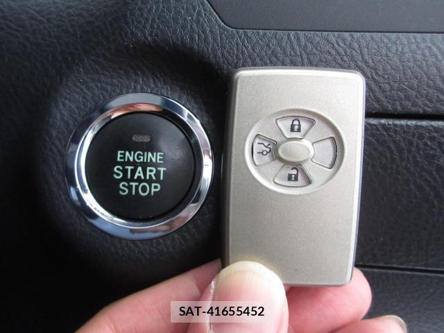 Toyota CROWN 2007-11 8730939-2