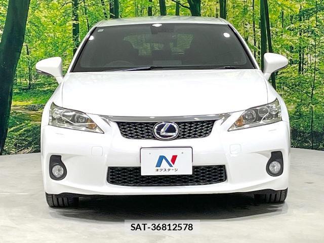 Lexus CT 2011-09 8727048-13