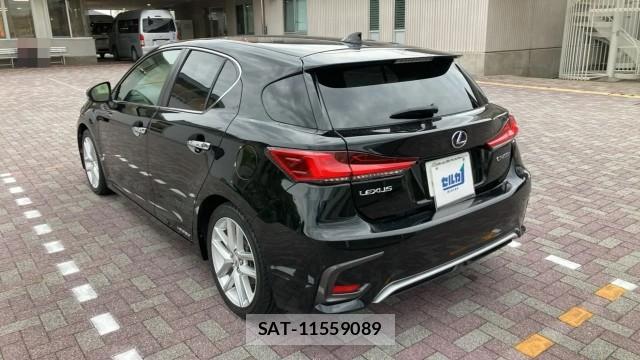 Lexus CT 2017-10 8729576-12