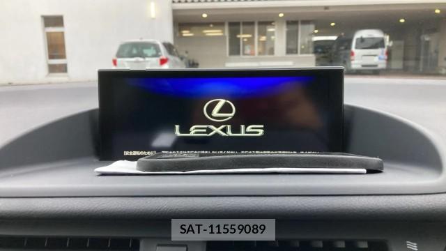 Lexus CT 2017-10 8729576-4