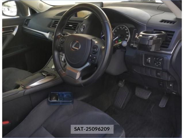 Lexus CT 2020-12 8729785-2