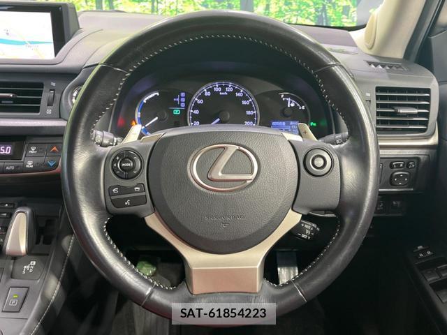 Lexus CT 2015-02 8730682-10