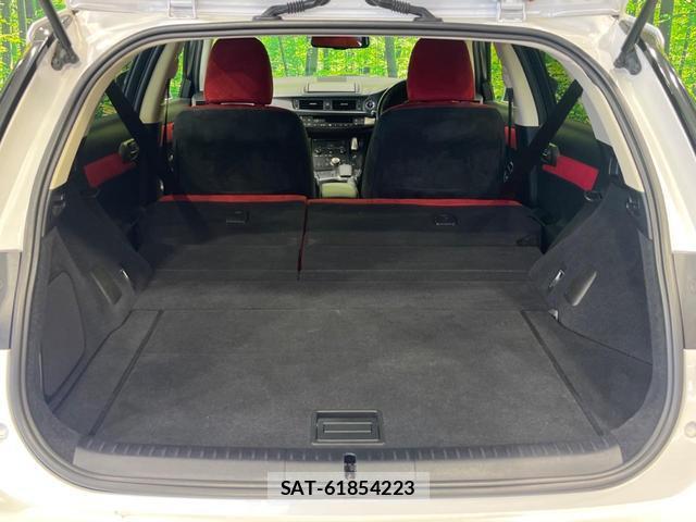 Lexus CT 2015-02 8730682-9