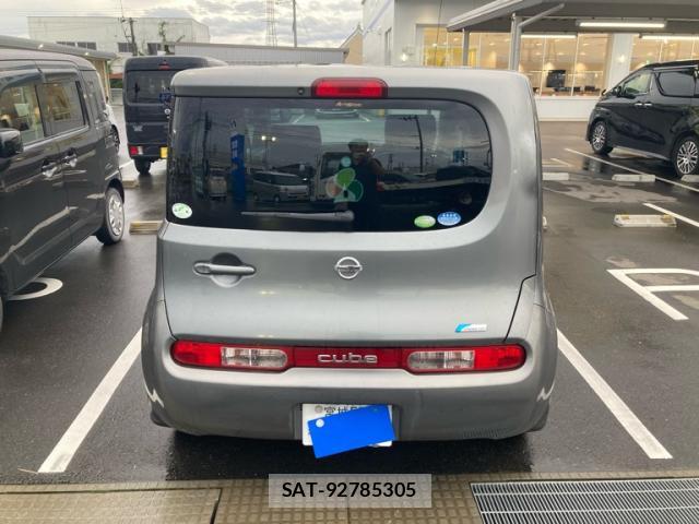 Nissan CUBE 2009-10 8727173-13
