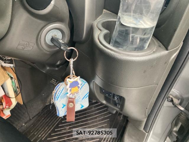 Nissan CUBE 2009-10 8727173-18