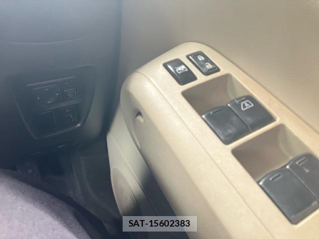 Nissan CUBE 2010-04 8727196-18