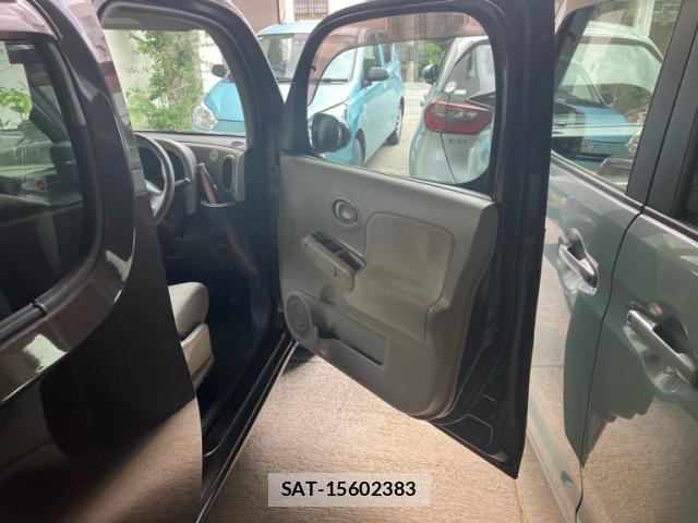 Nissan CUBE 2010-04 8727196-6