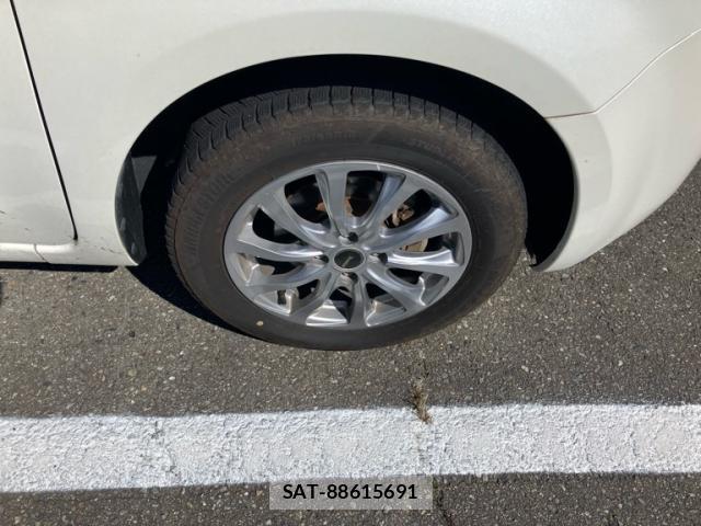 Nissan CUBE 2016-06 8727384-5