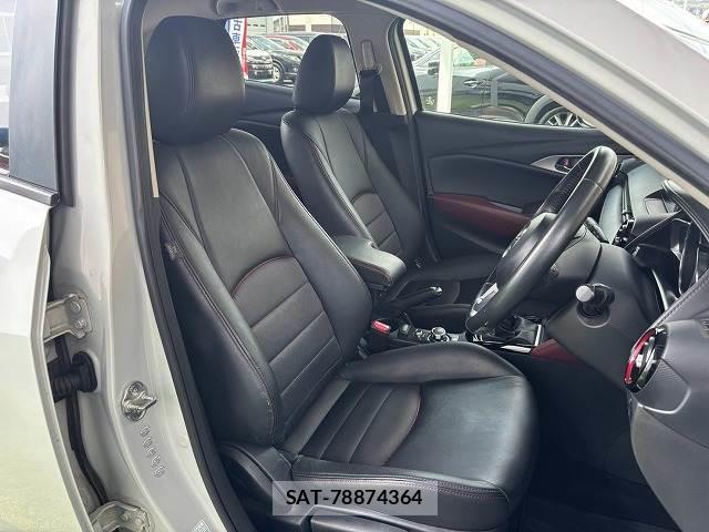 Mazda CX-3 2015-05 8728507-10
