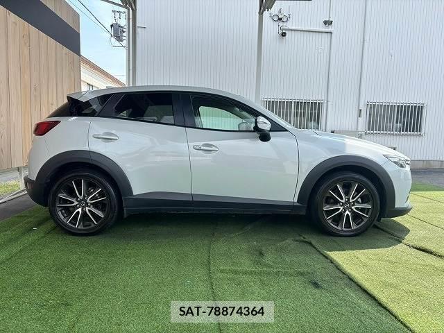 Mazda CX-3 2015-05 8728507-17