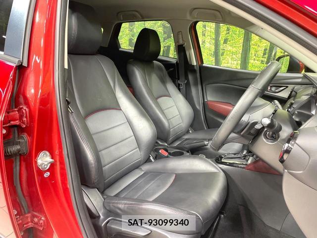 Mazda CX-3 2017-09 8730596-7