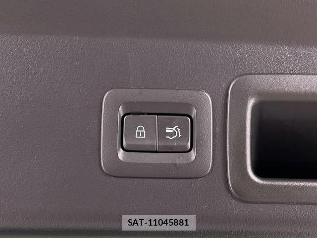 Mazda CX-30 2021-11 8727002-4