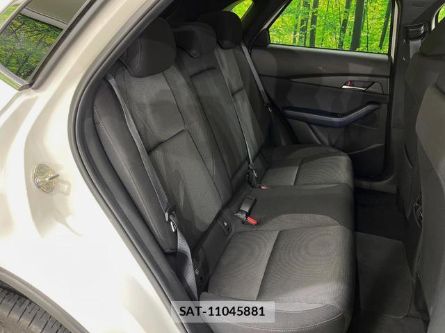 Mazda CX-30 2021-11 8727002-8