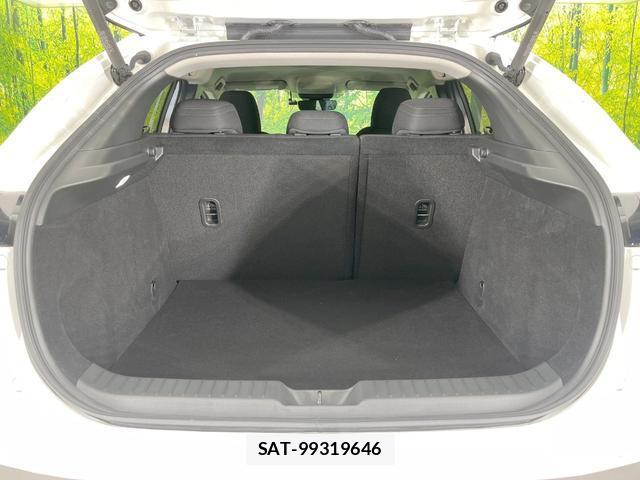 Mazda CX-30 2025-09 8727593-9