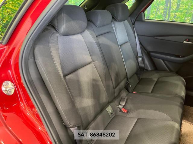 Mazda CX-30 2020-06 8730681-8