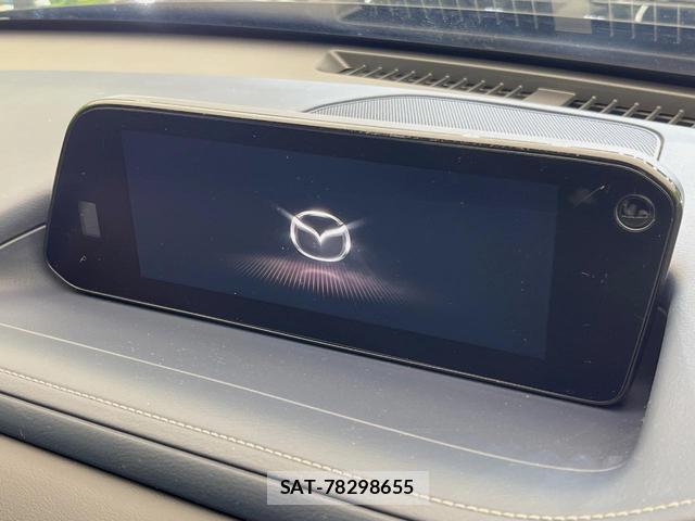 Mazda CX-30 2021-11 8730877-3
