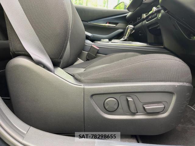 Mazda CX-30 2021-11 8730877-6