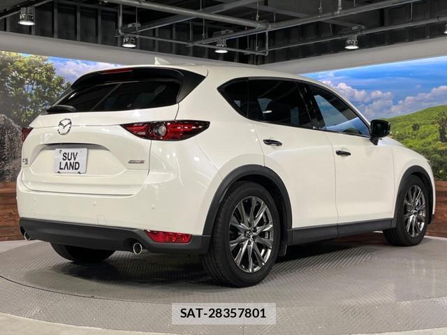 Mazda CX-5 2019-04 8726776-17