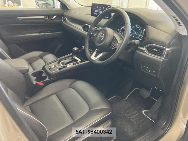 Mazda CX-5 2024-04 8726900-3