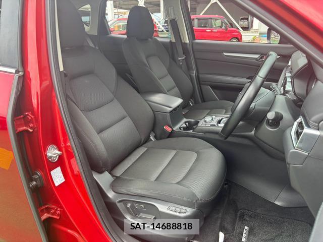 Mazda CX-5 2020-02 8730114-12