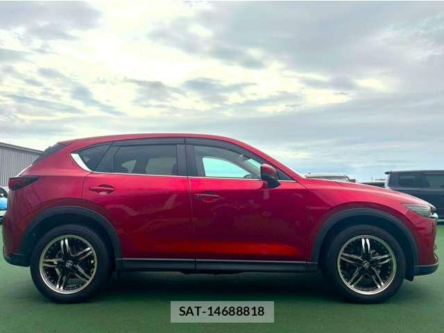 Mazda CX-5 2020-02 8730114-17