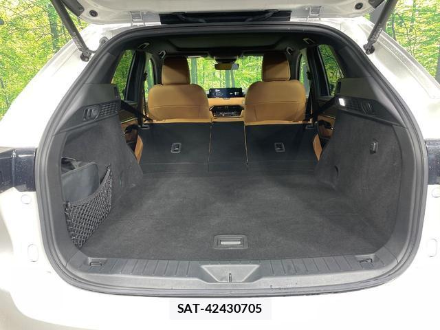 Mazda CX-60 2022-12 8727984-9