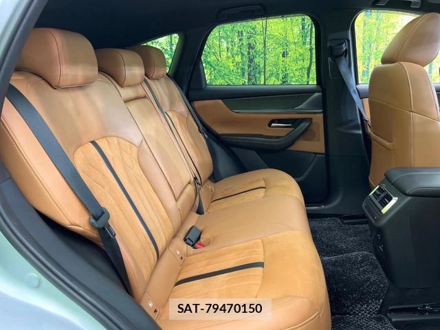 Mazda CX-60 2022-10 8730039-8