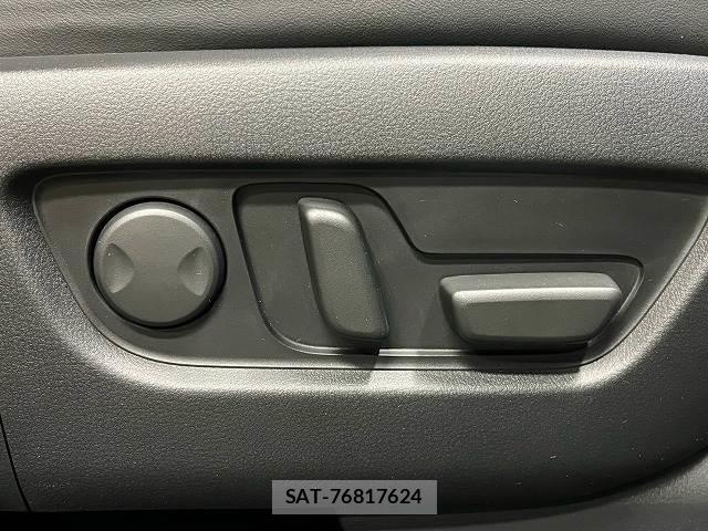Mazda CX-60 2023-02 8730751-8