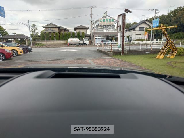 Mazda CX-8 2019-09 8725813-7