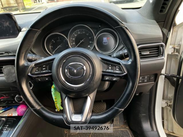 Mazda CX-8 2017-12 8727319-14