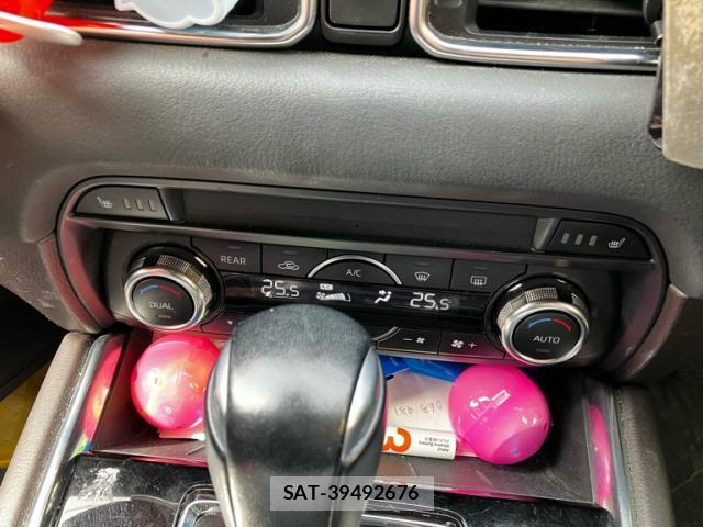 Mazda CX-8 2017-12 8727319-17