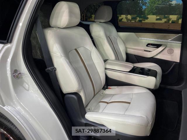 Mazda CX-80 2024-10 8728060-8