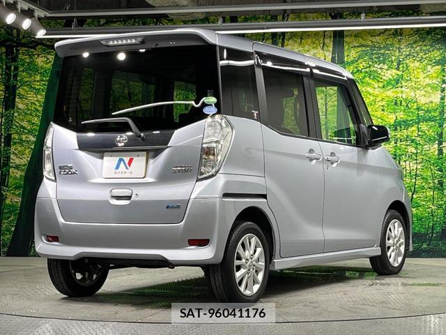 Nissan DAYZ ROOX 2014-11 8727794-16