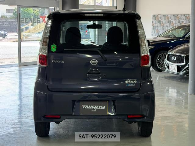 Nissan DAYZ 2013-06 8726640-1