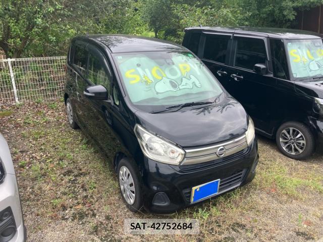 Nissan DAYZ 2017-03 8727378-1