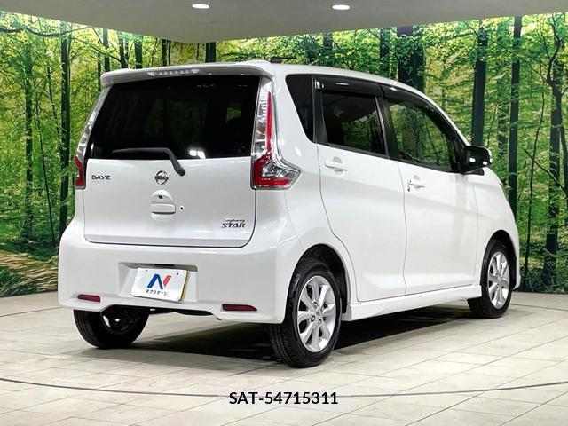 Nissan DAYZ 2017-02 8728027-16